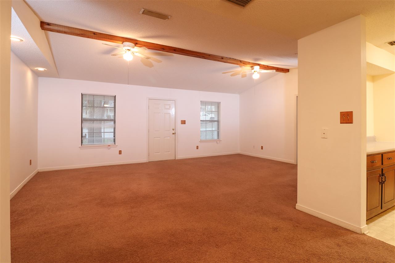 253 Maple Circle Daphne, AL 36526 - Photo 4 of 15