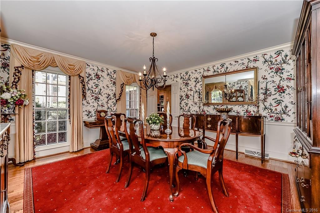 3901 Abingdon Road Charlotte, NC 28211 - Photo 4 of 24 Gallery Image 4