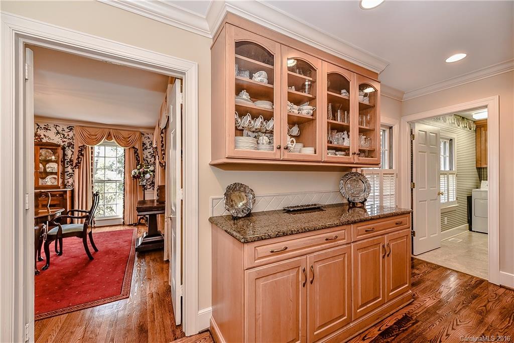 3901 Abingdon Road Charlotte, NC 28211 - Photo 8 of 24 Gallery Image 8