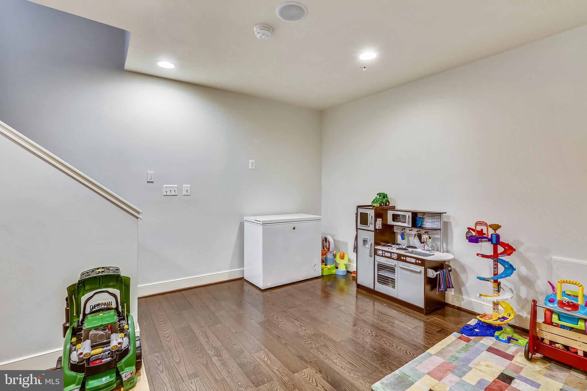21 Ellsworth Heights Street Silver Spring, MD 20910 - Photo 43 of 47 Spacious recreation room