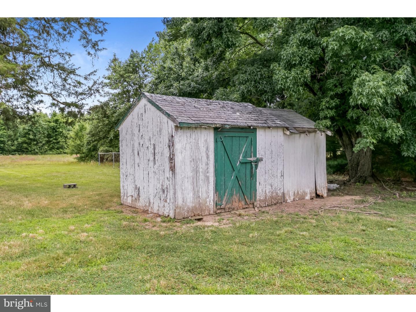 185 Stokes Road Shamong, NJ 08088 - Photo 5 of 25