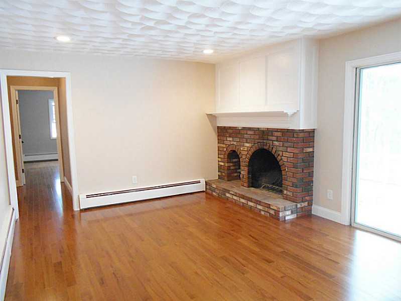 7 Burlingame Road Smithfield, RI 02917 - Photo 10 of 25 Den/Family/Great Room.