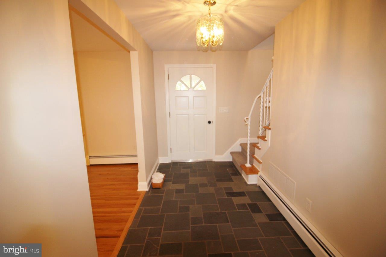 513 Hunsicker Road Telford, PA 18969 - Photo 4 of 69