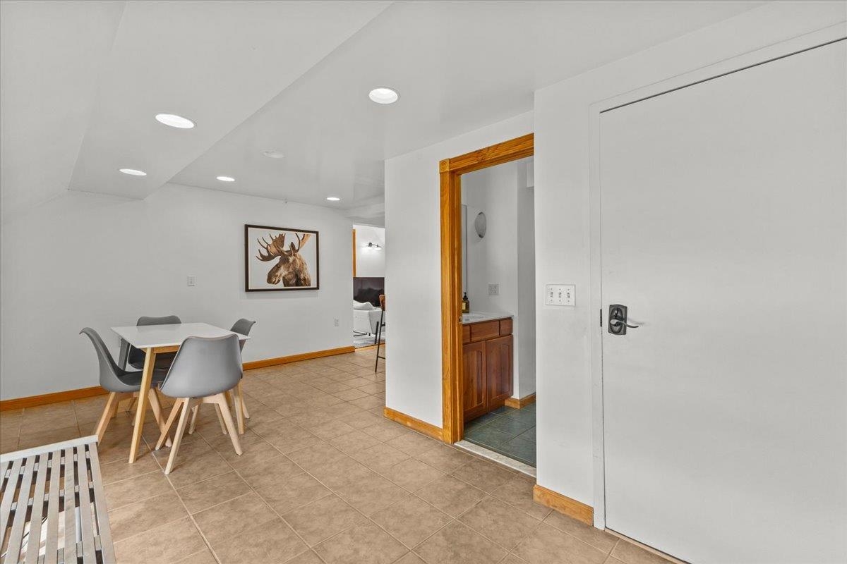 112 Main Street, Unit 7 Stowe, VT 05672 - Photo 6 of 39