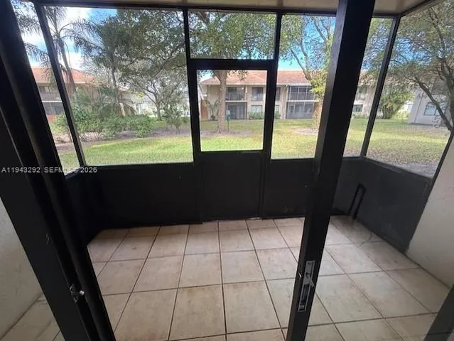 $1,900 | 5901 Washington Street, Unit 246, Hollywood, FL 33023