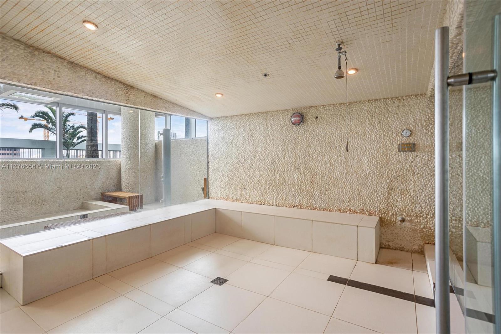 92 Southwest 3rd Street, Unit 2807 Miami, FL 33130 - Photo 25 of 31