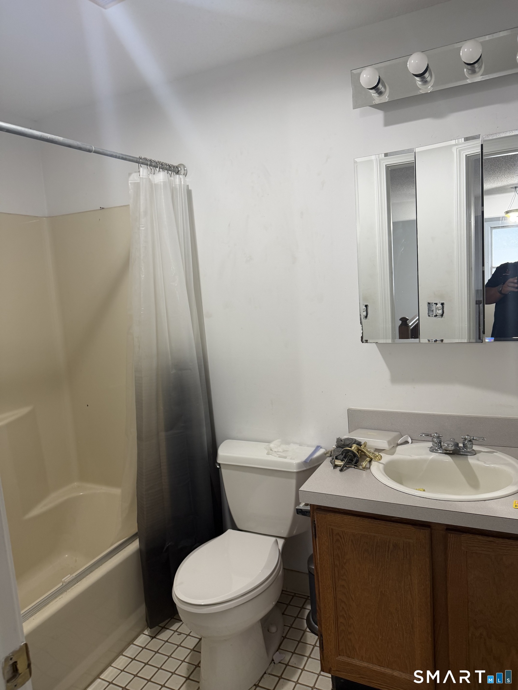 11 Concorde Way, Unit B5 Windsor Locks, CT 06096 - Photo 5 of 9 Gallery Image 5