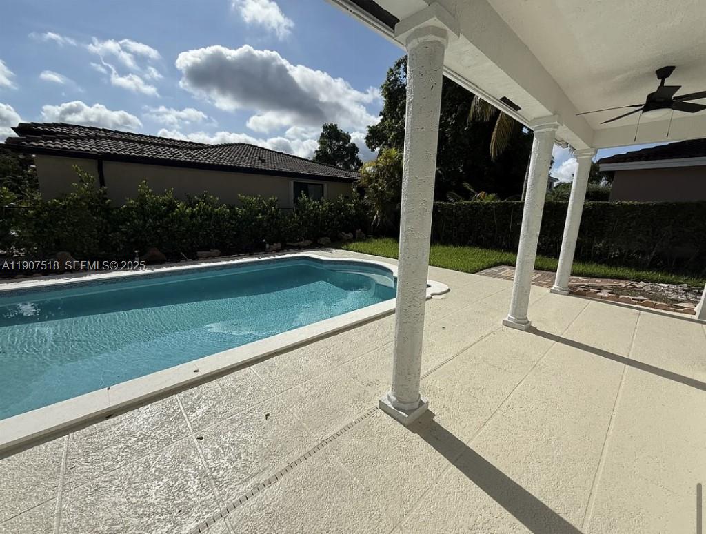 12427 Southwest 121st Avenue Miami, FL 33186 - Photo 28 of 33 a view of outdoor space and yard