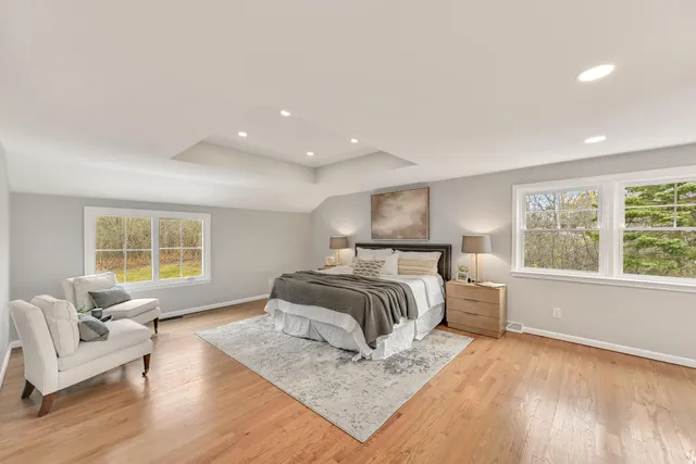 $1,699,999 | 10525 North Fairway Lane, Mequon, WI 53092