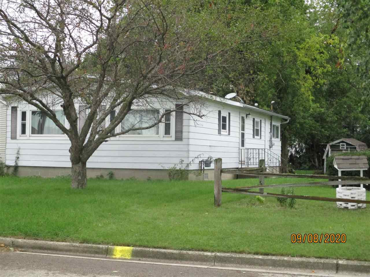 199 Ruppert Street Pigeon, MI 48755 - Photo 2 of 10 50023099-1.JPG