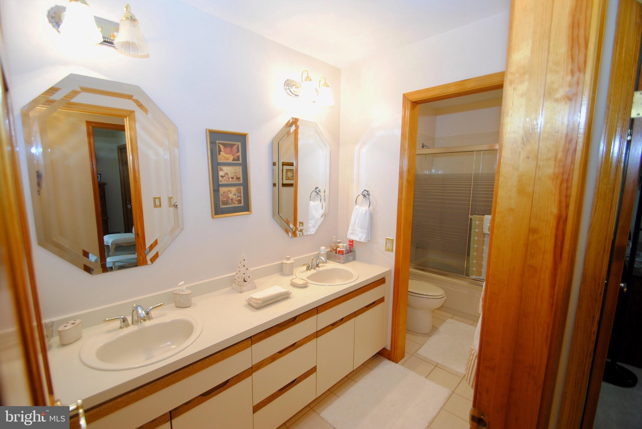 827 Wrightstown Road Columbus, NJ 08022 - Photo 19 of 37