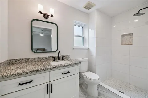 $399,000 | 9707 Lawngate Drive, Houston, TX 77080
