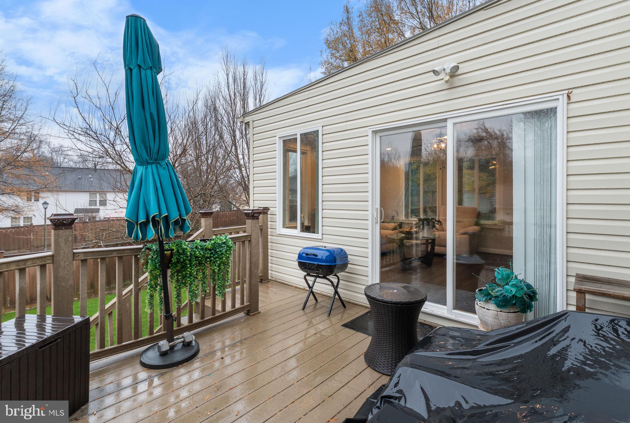 10106 Goldfinch Court Clinton, MD 20735 - Photo 38 of 40 Deck off of Sunroom