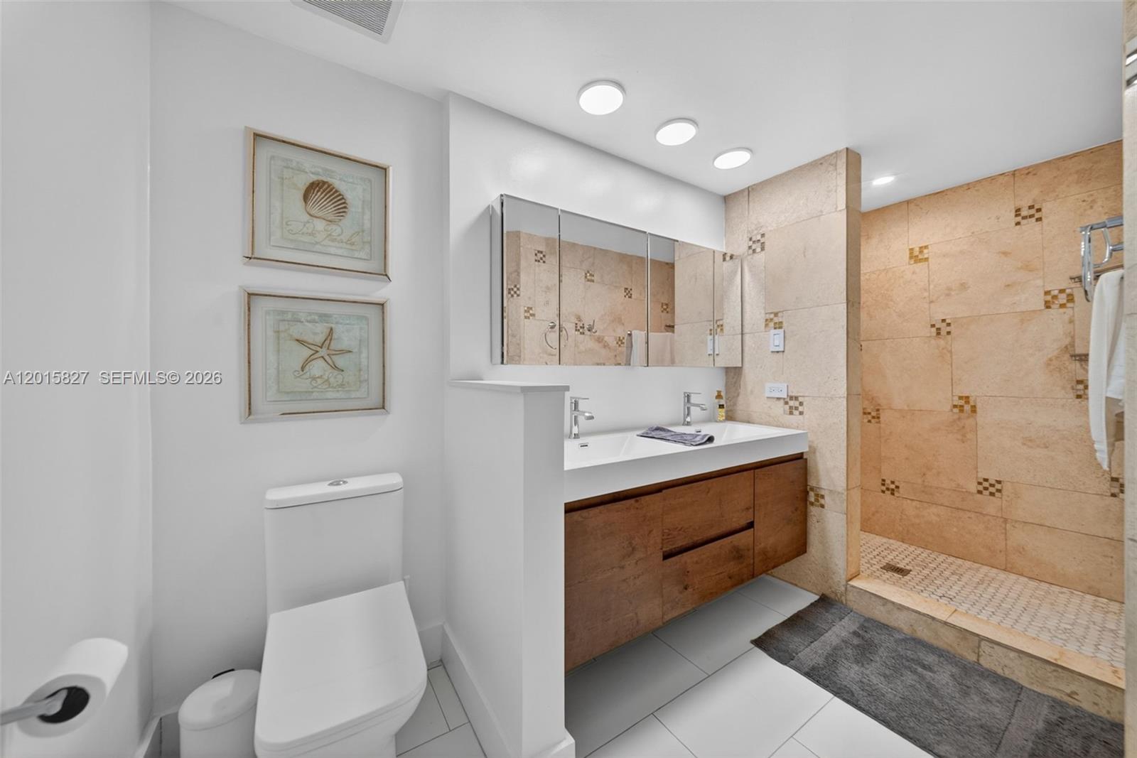 17150 North Bay Road, Unit 2905 Sunny Isles Beach, FL 33160 - Photo 15 of 30