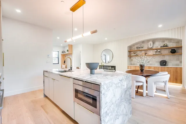 $1,748,000 | 290 Watertown Street, Unit C, Newton, MA 02458