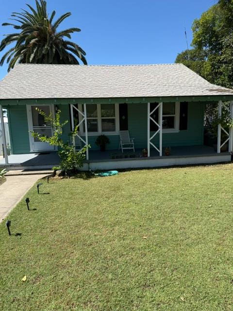 328 East 20th Street Merced, CA 95340 - Photo 3 of 19