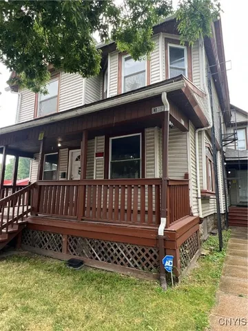 $1,100 | 751 Dewey Avenue, Rochester, NY 14613