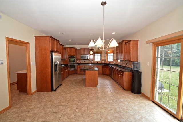 2501 Hickory Road Homewood, IL 60430 - Photo 10 of 18