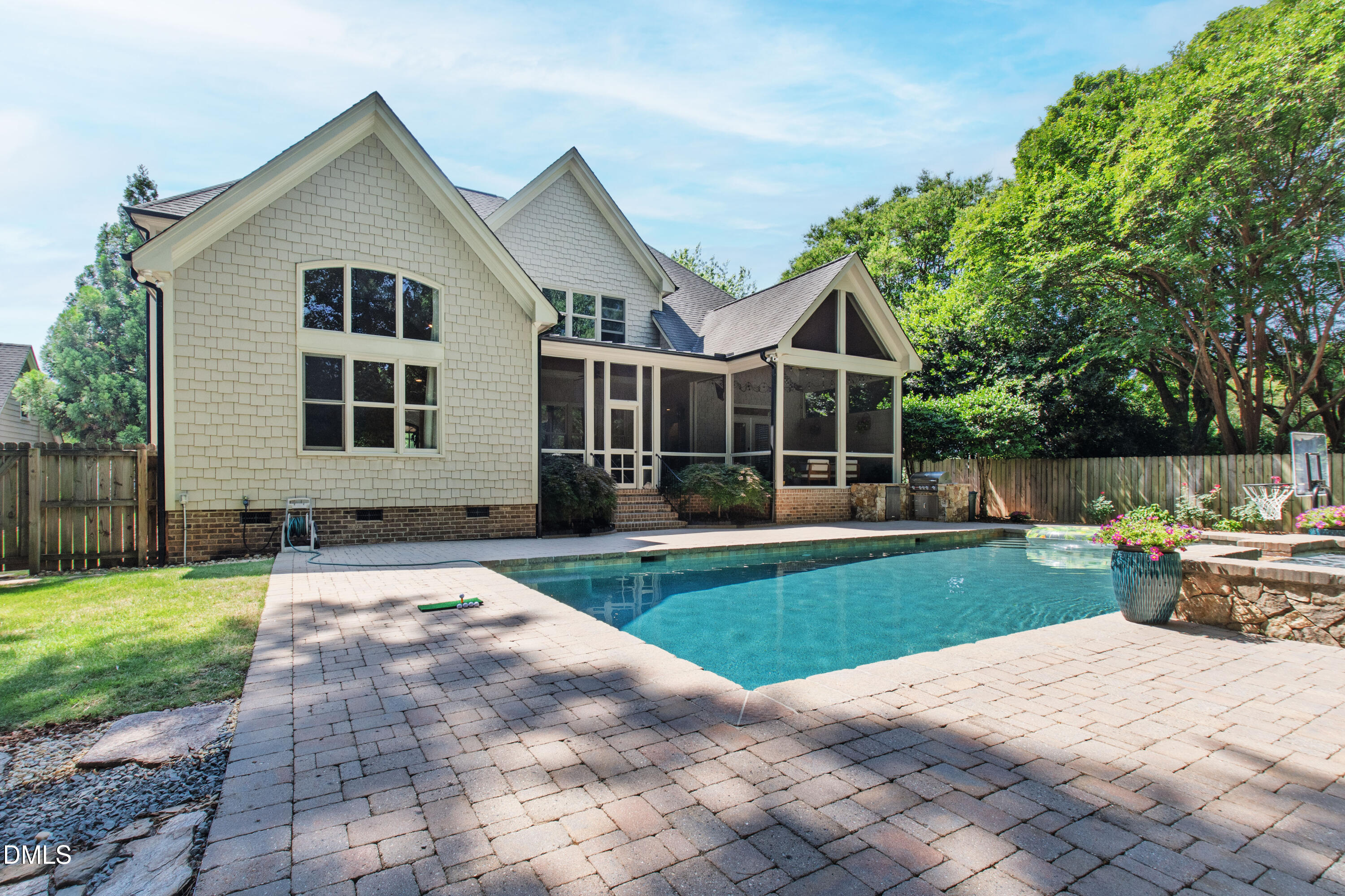 2805 Anderson Drive Raleigh, NC 27608 - Photo 42 of 50 Anderson (8)