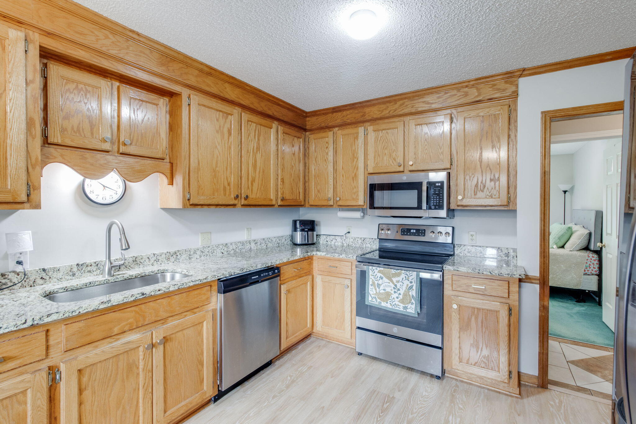 3315 Green View Parkway Sumter, SC 29150 - Photo 9 of 36 Kitchen