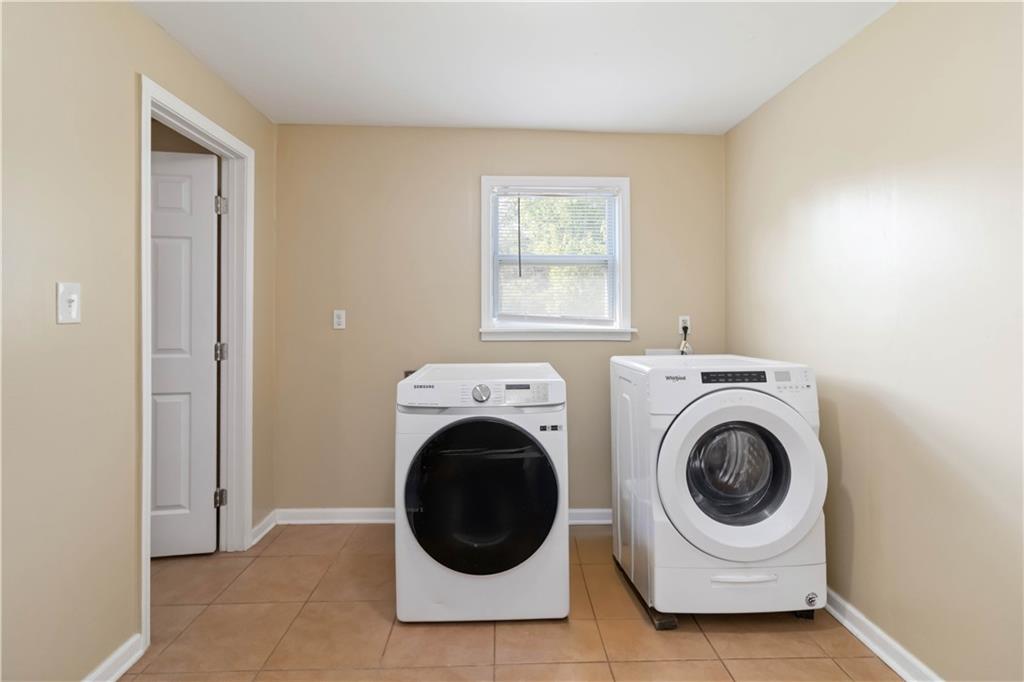 2259 Old Salem Road Southeast Conyers, GA 30013 - Photo 12 of 30