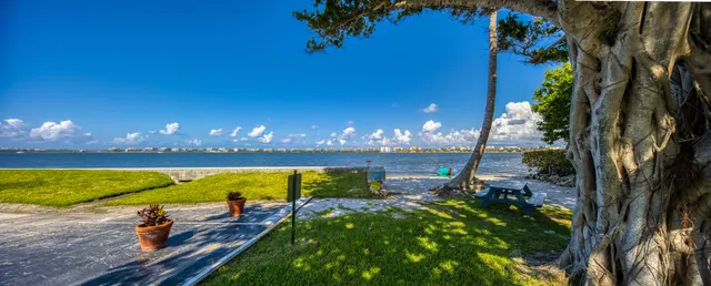 $205,000 | 1516 South Lakeside Drive, Unit 205, Lake Worth Beach, FL 33460