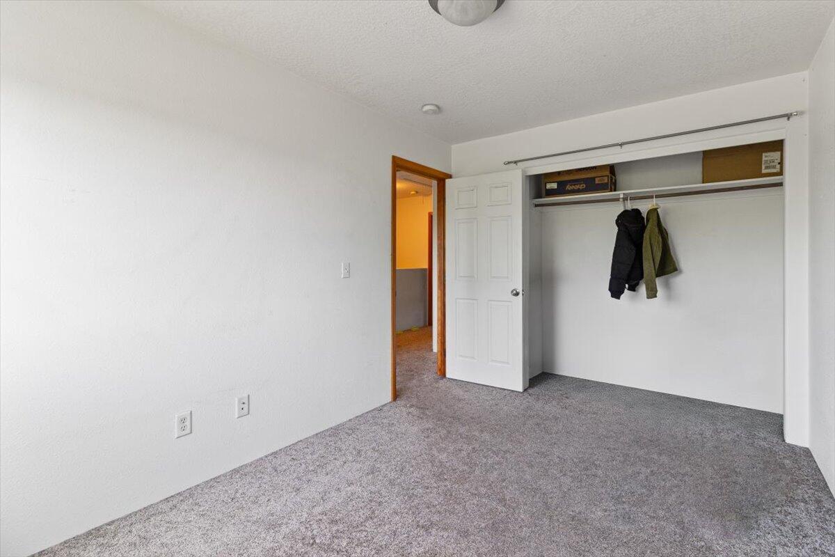 450 Midway Road, Unit 25 Medford, OR 97501 - Photo 16 of 24 12-450 Midway Rd Unit 25-12