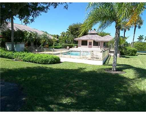 2655 Hackney Road Weston, FL 33331 - Photo 14 of 16 Swimming Pool/Hot Tub/Sauna