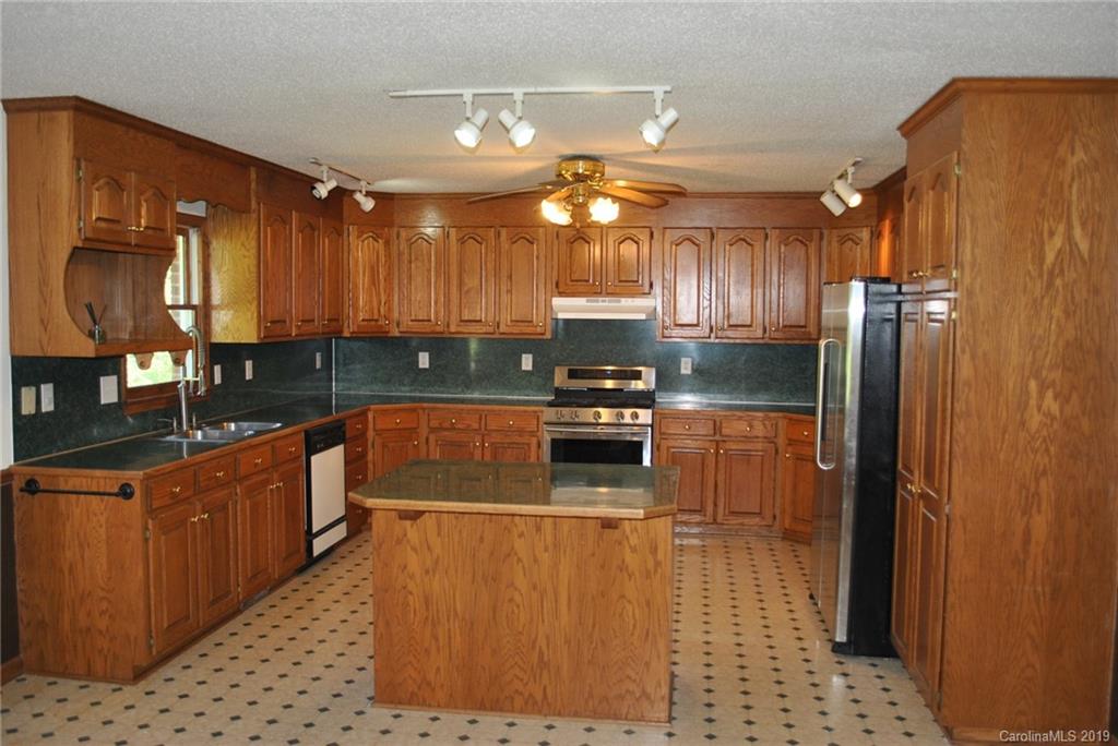 8533 Smith Road Stanfield, NC 28163 - Photo 4 of 29