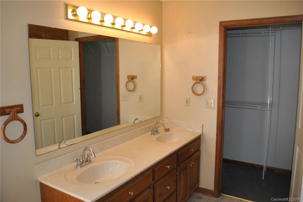 8533 Smith Road Stanfield, NC 28163 - Photo 10 of 29