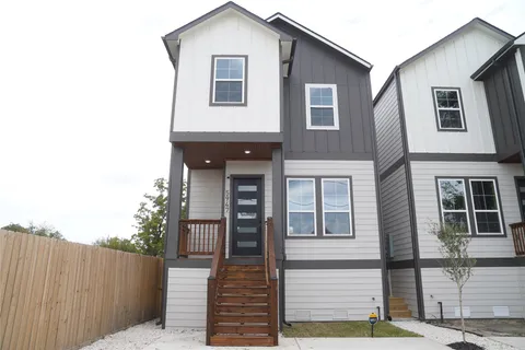 $365,000 | 5947 Collingsworth Street, Houston, TX 77026