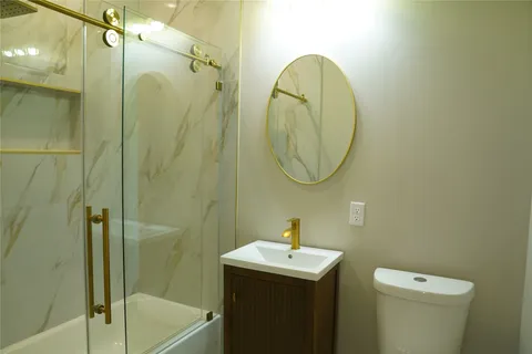 $365,000 | 5947 Collingsworth Street, Houston, TX 77026