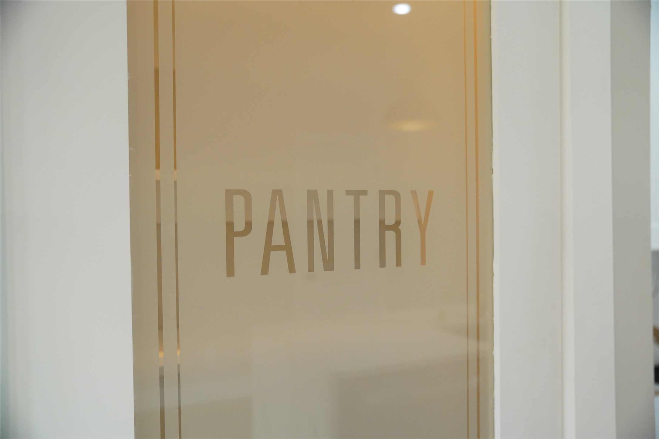 5947 Collingsworth Street Houston, TX 77026 - Photo 6 of 39 a view of closet