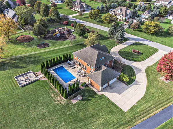 $1,195,000 | 5431 East 107th Place, Crown Point, IN 46307