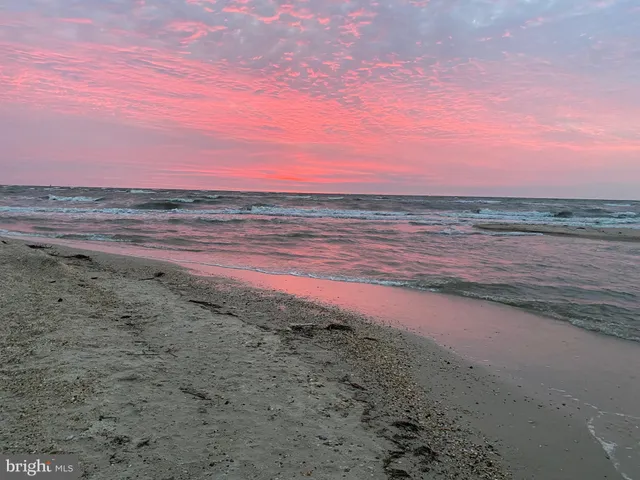 $450,000 | 15363 Holly Drive, Scotland, MD 20687