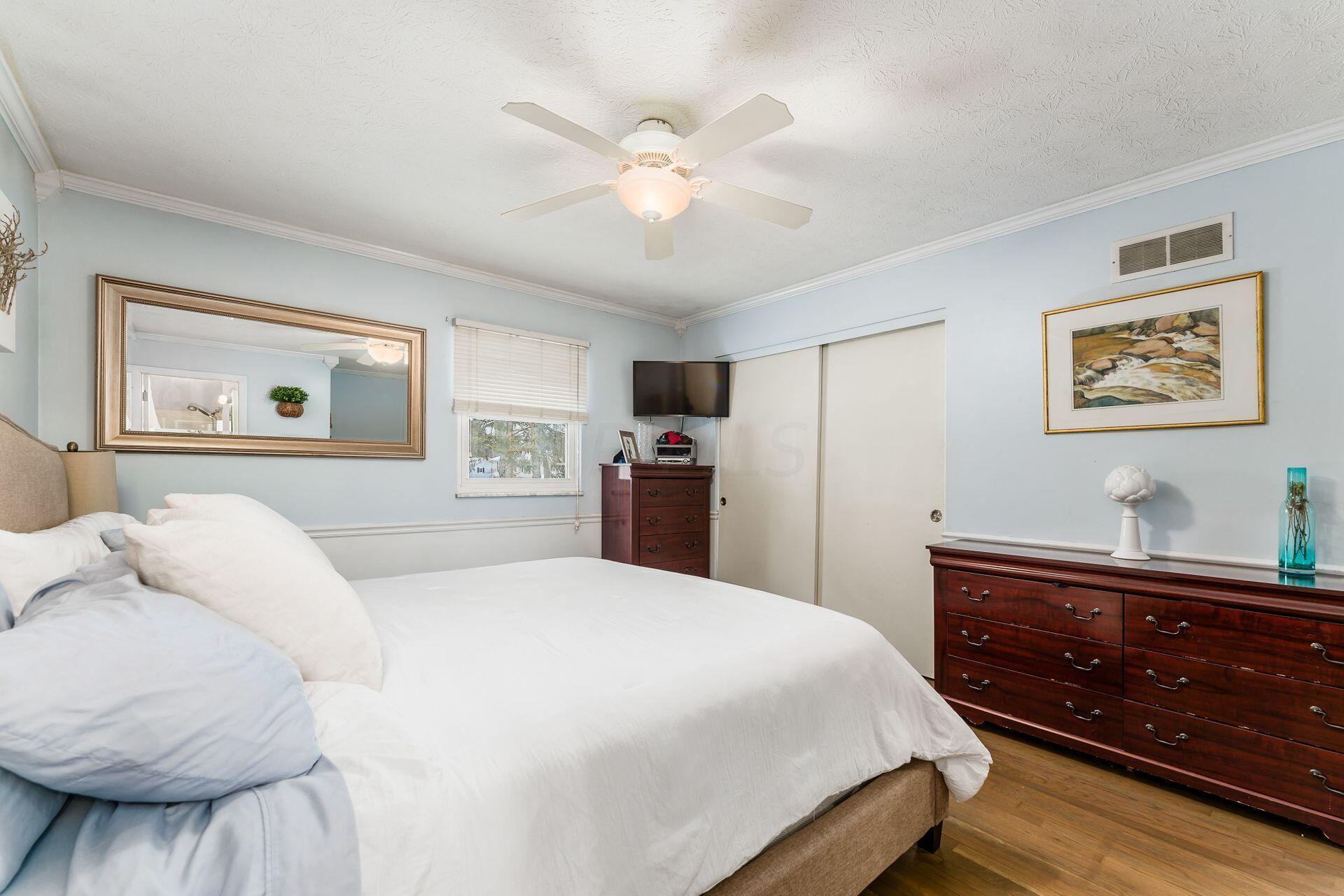 7080 Rieber Street Columbus, OH 43085 - Photo 19 of 55 Owners Suite!
