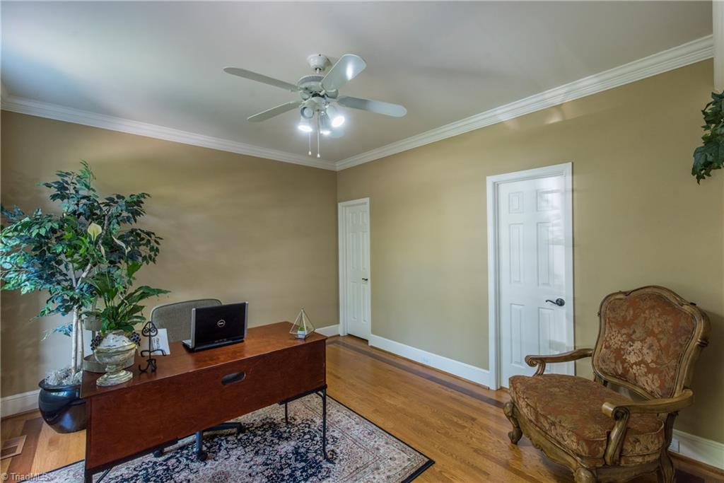 1511 Carters Grove Road Clemmons, NC 27012 - Photo 25 of 30 Fourth bedroom at another angle. Great place for your guest or makes a great office.