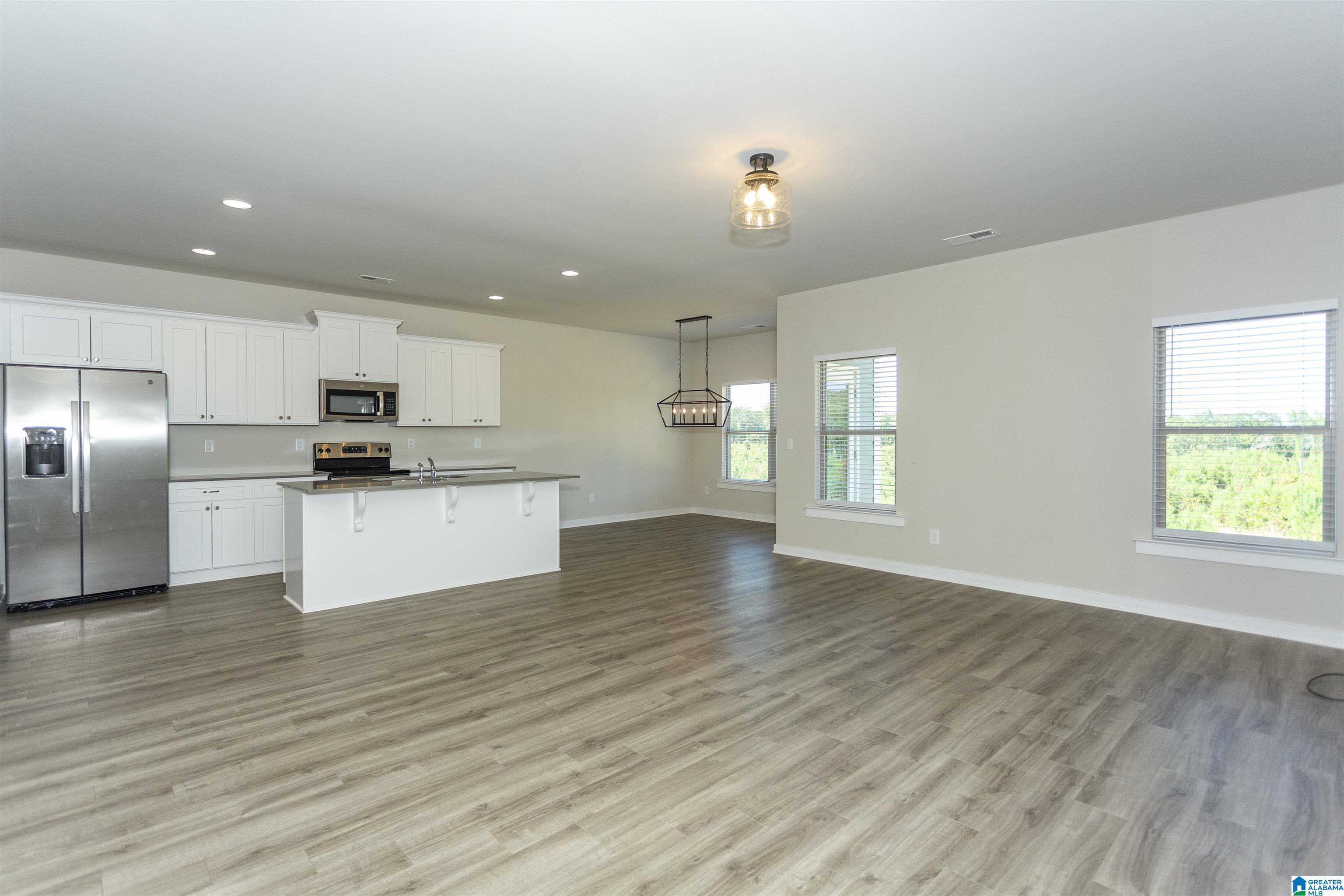 270 Ridgeview Circle Jemison, AL 35085 - Photo 14 of 45