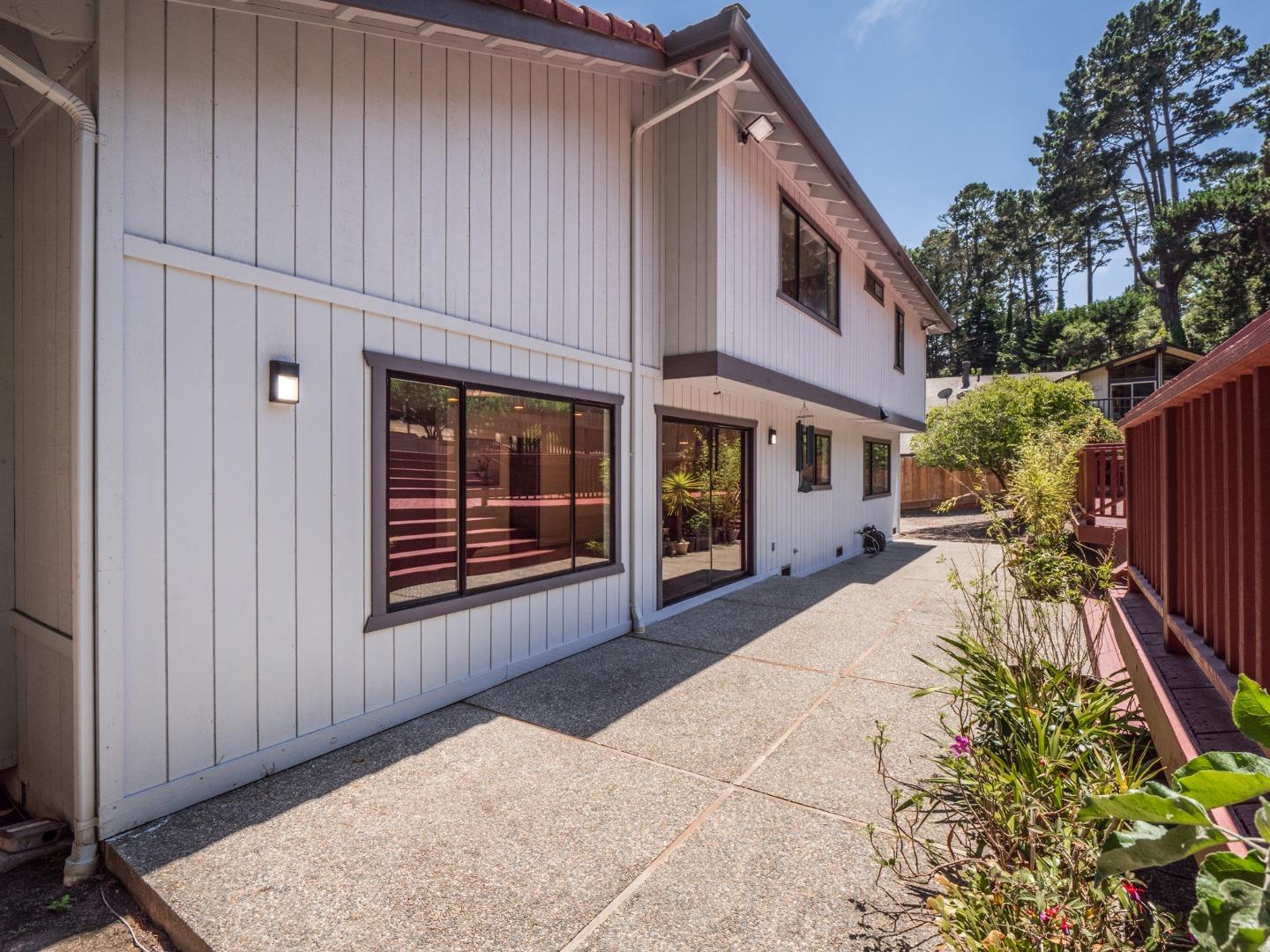 4064 Crest Road Pebble Beach, CA 93953 - Photo 31 of 93
