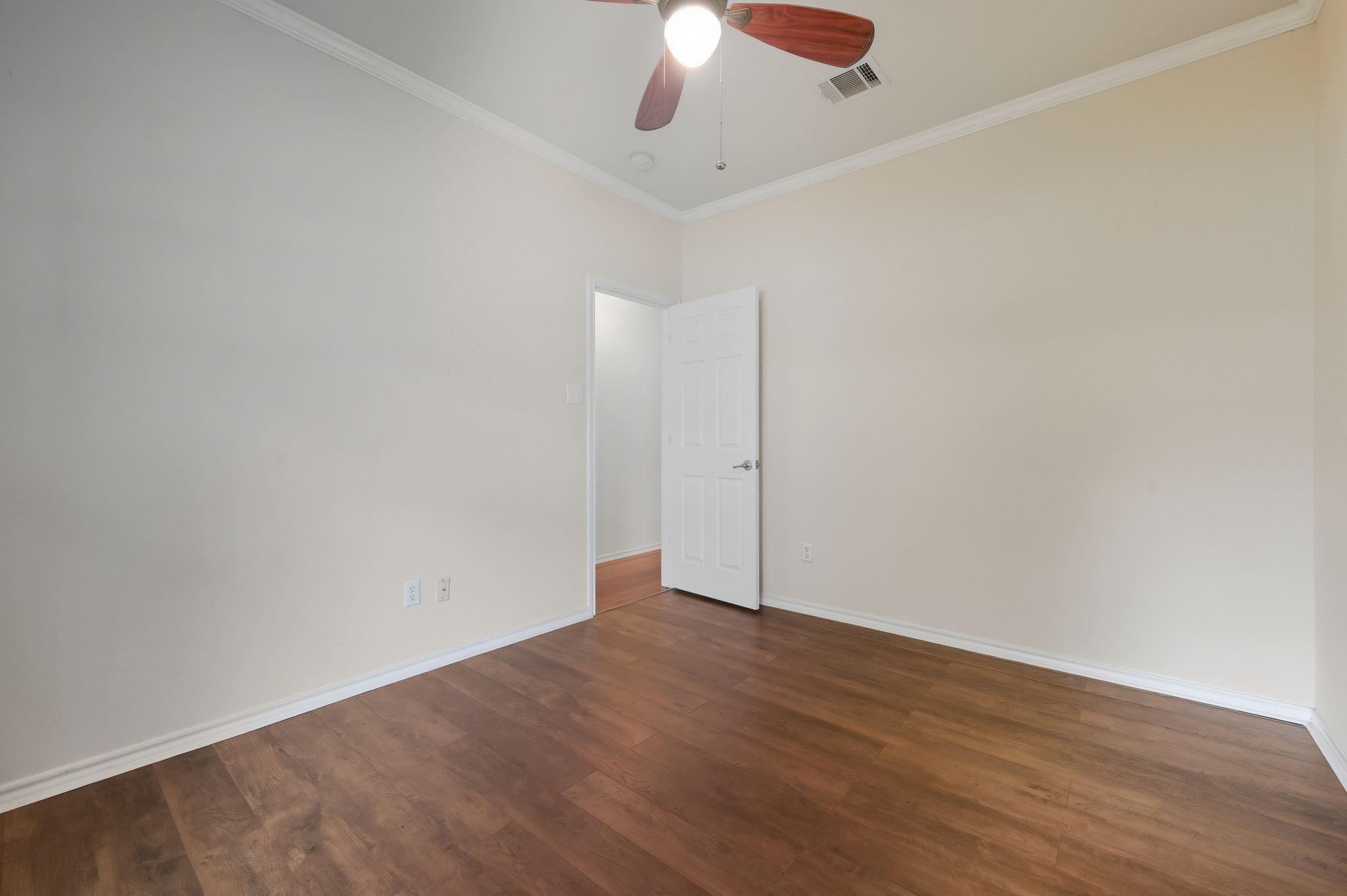 202 Muscovy Lane Cedar Park, TX 78613 - Photo 20 of 34 a view of an empty room with wooden floor