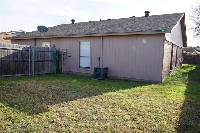 a view of a barn house