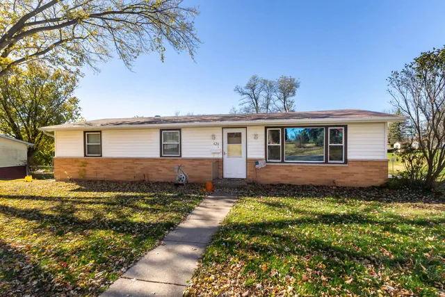 $234,900 | 620 Clinton Street, Galena, IL 61036