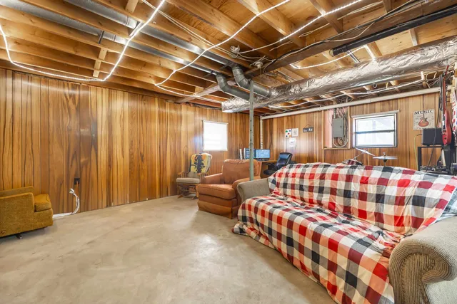 $234,900 | 620 Clinton Street, Galena, IL 61036