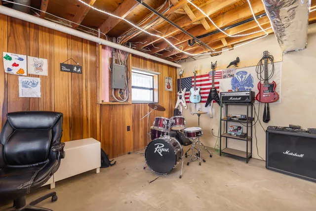 $234,900 | 620 Clinton Street, Galena, IL 61036