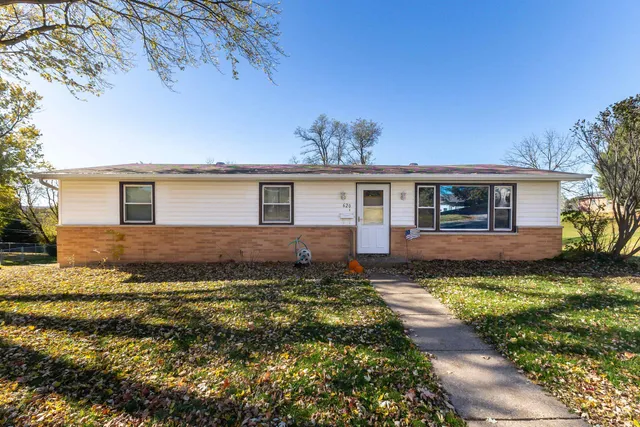 $234,900 | 620 Clinton Street, Galena, IL 61036
