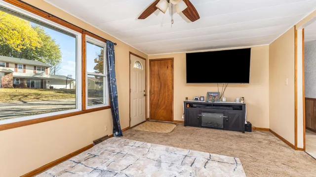 $234,900 | 620 Clinton Street, Galena, IL 61036