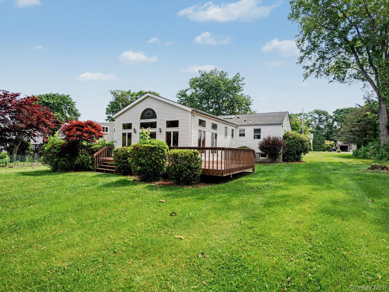 42 Kelly Ridge Road Carmel, NY 10512 - Photo 2 of 39