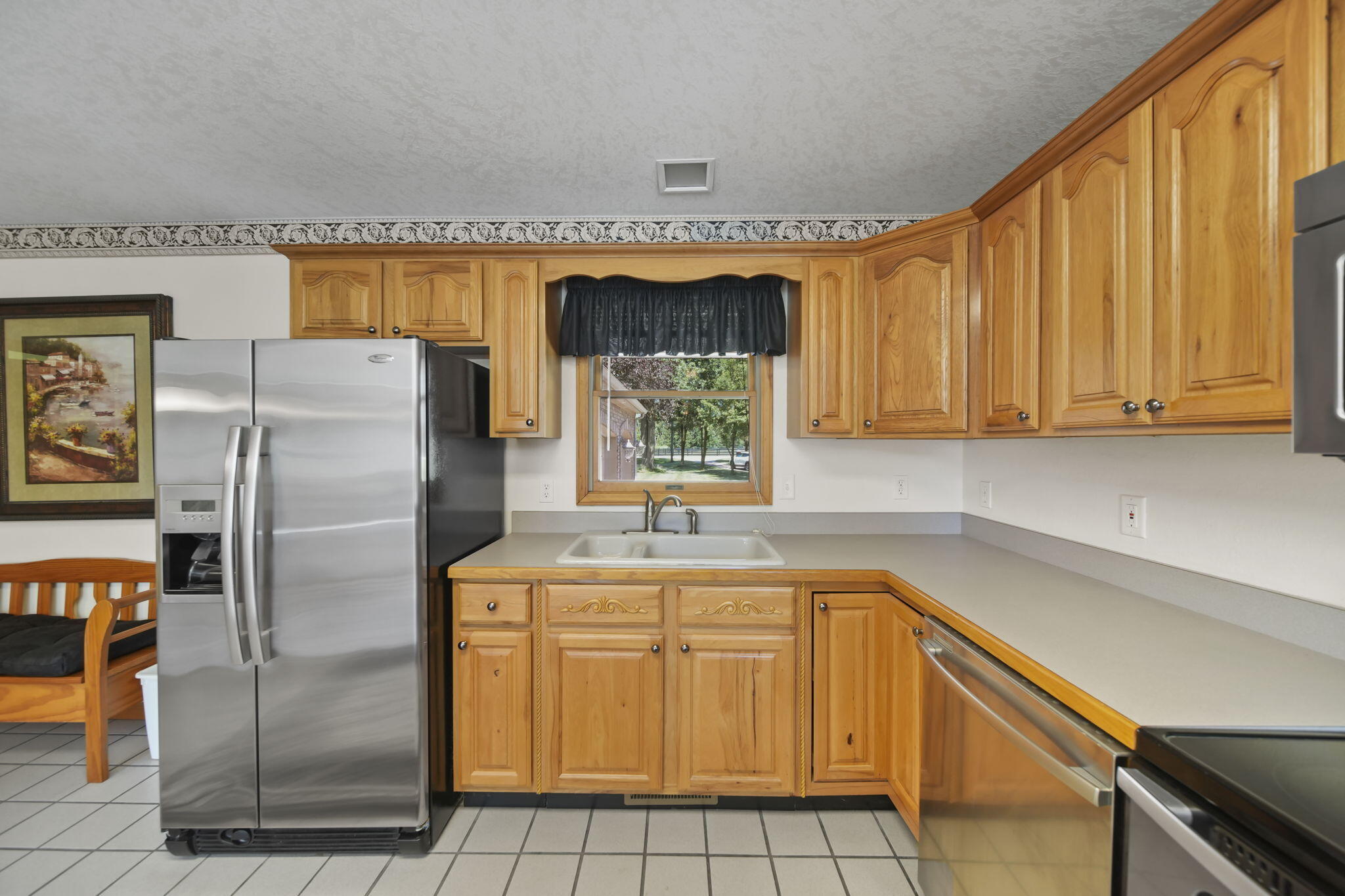 9979 Summerfield Road Temperance, MI 48182 - Photo 12 of 47 14-web-or-mls-DSC09098