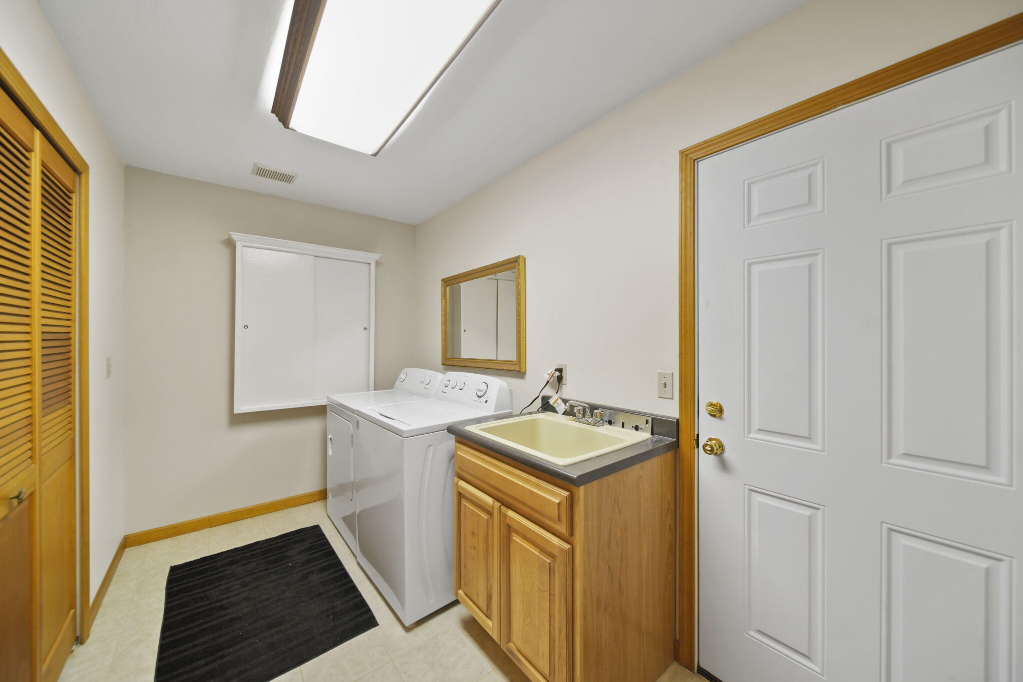 9979 Summerfield Road Temperance, MI 48182 - Photo 14 of 47 16-web-or-mls-DSC09109