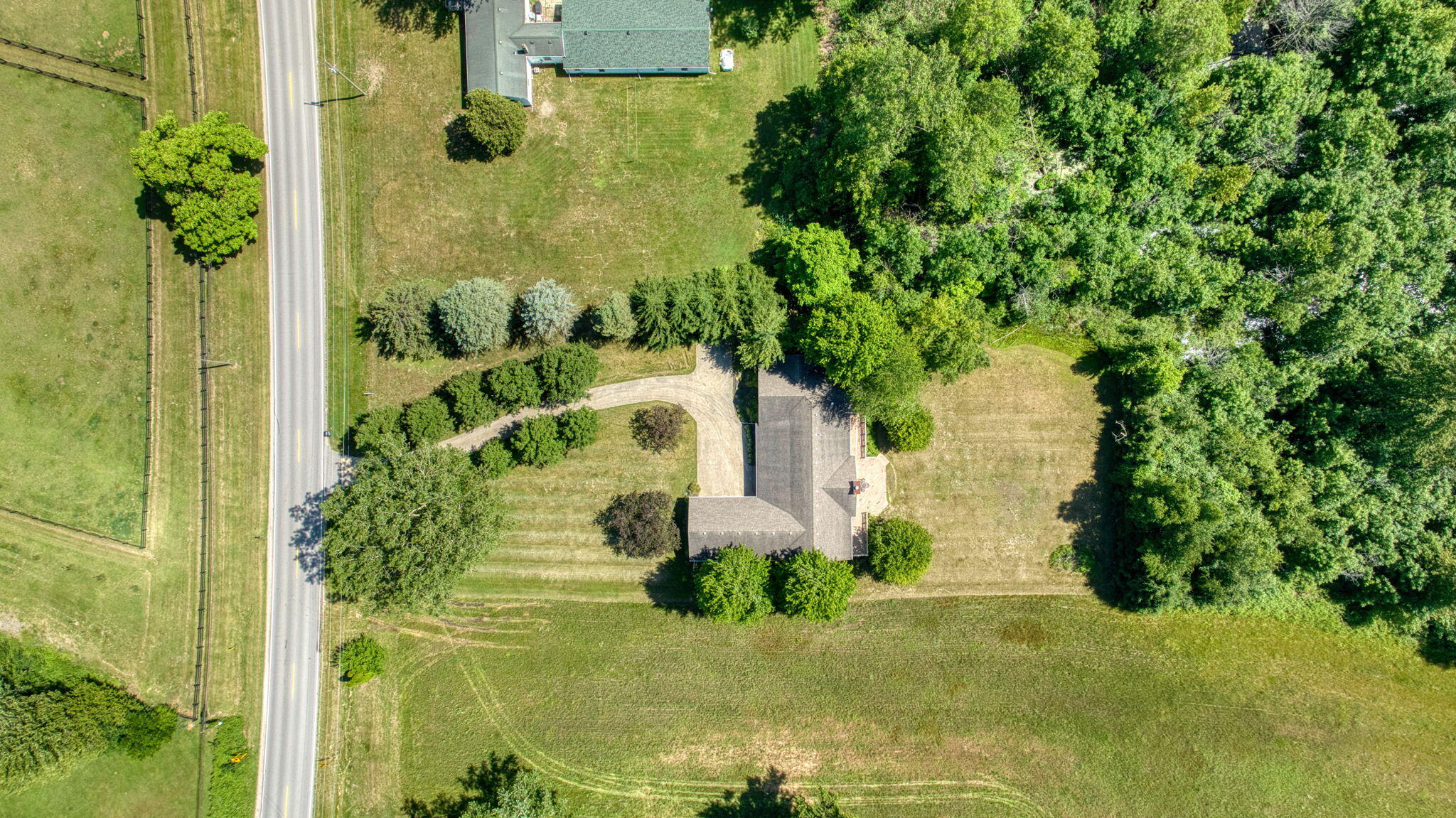9979 Summerfield Road Temperance, MI 48182 - Photo 43 of 47 56-web-or-mls-DJI_0768_HDR